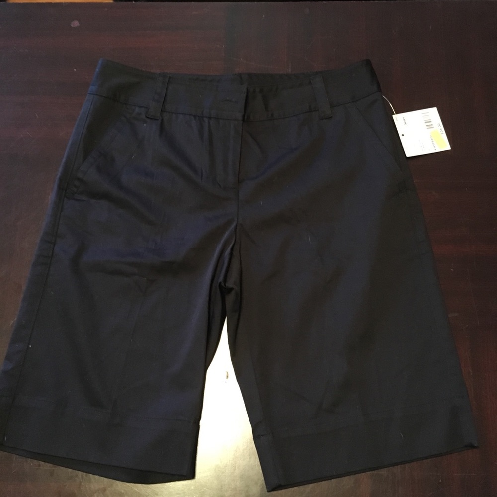 Apostrophe Stretch shorts